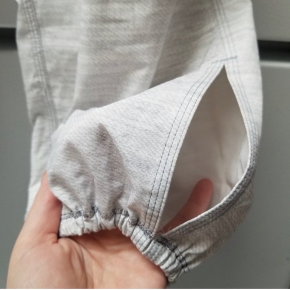 Lululemon Om Pant Cropped Fossil Grey White 4 - Picture 9 of 12
